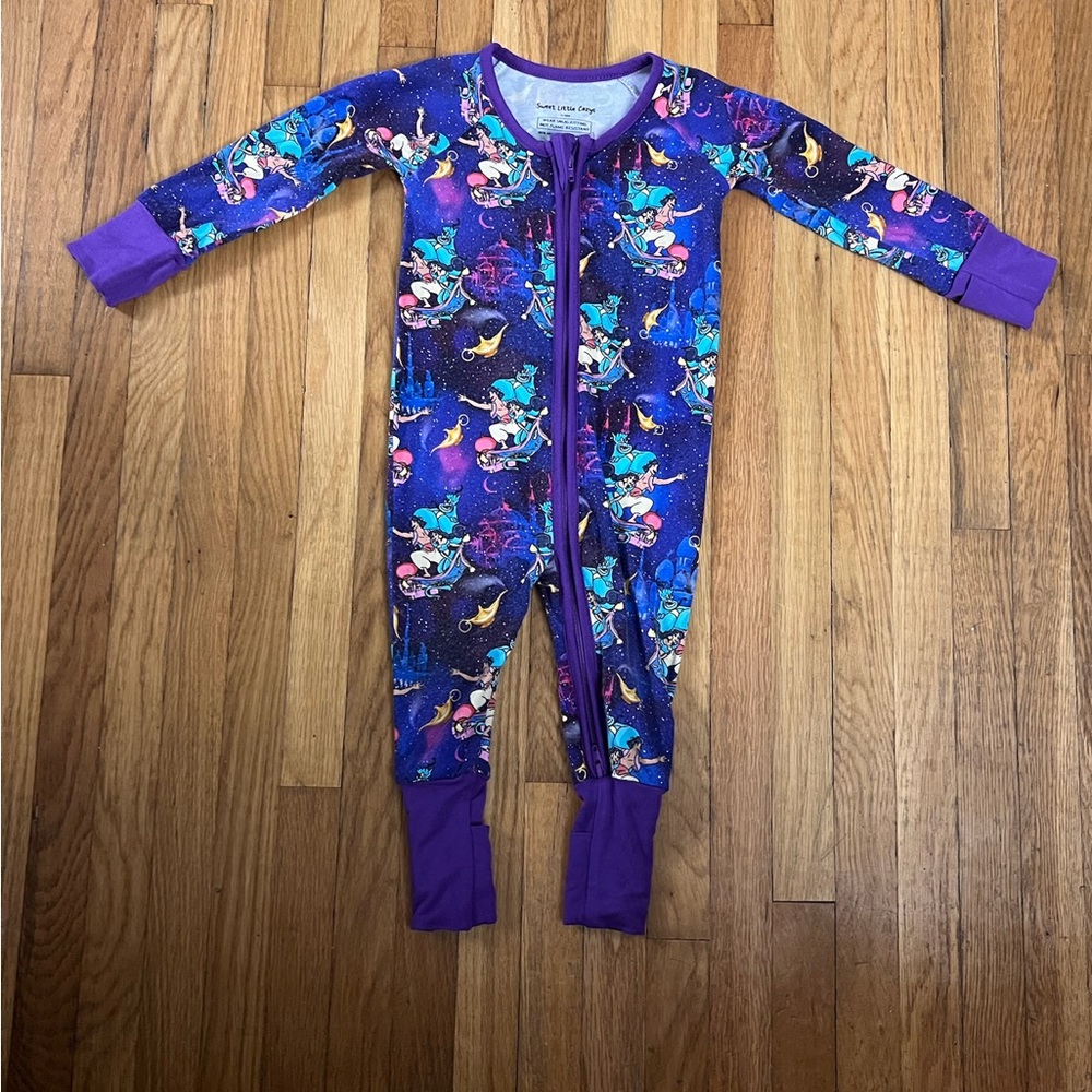 Sweet Little Cozy's bamboo 3/6M Aladdin Zippy